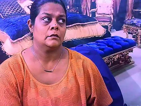 indianCherryPie online show from 19, 2, 2026