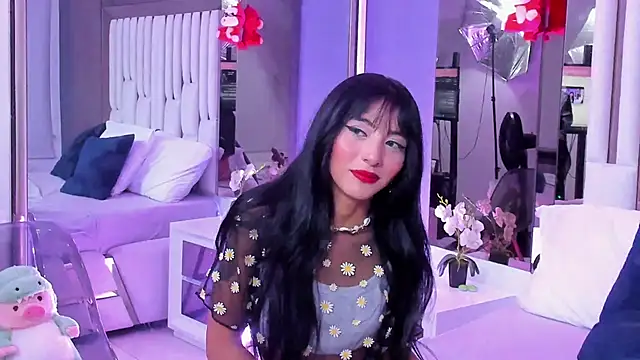 Kitty Eliffe online show from 11, 2, 2025