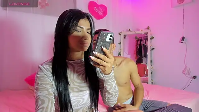 Snapshot of catalina_and_roger chatting on 6, 2, 2025 catalina and roger online show from 6, 2, 2025