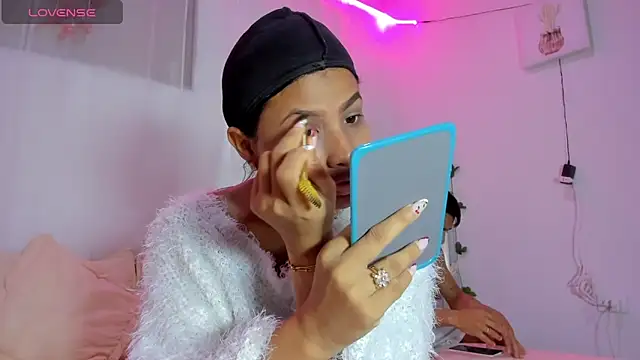 Snapshot of catalina_and_roger chatting on 7, 2, 2025 catalina and roger online show from 7, 2, 2025