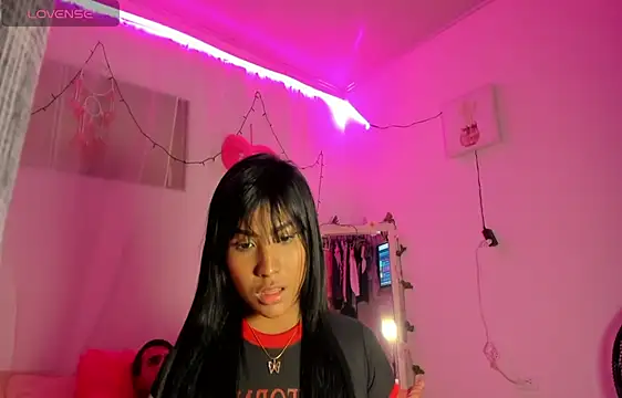 Snapshot of catalina_and_roger chatting on 16, 2, 2025 catalina and roger online show from 16, 2, 2025