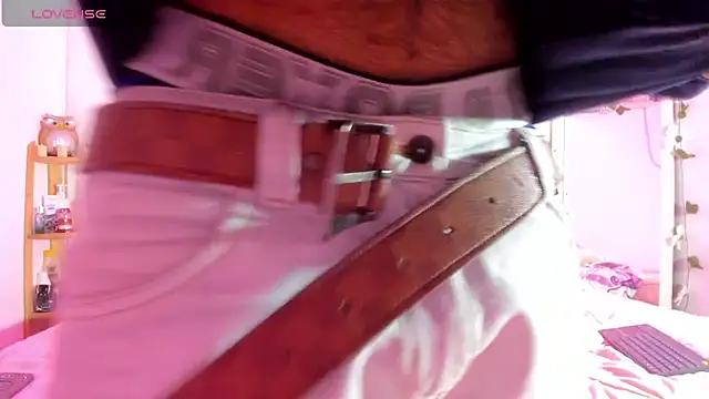 Snapshot of catalina_and_roger chatting on 10, 3, 2025 catalina and roger online show from 10, 3, 2025