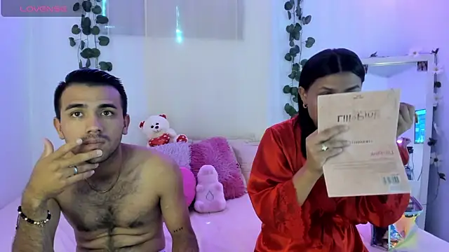 Snapshot of catalina_and_roger chatting on 29, 9, 2025 catalina and roger online show from 29, 9, 2025