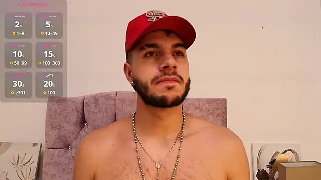 Snapshot of Amadeo_Wild chatting on 30, 11, 2025 Amadeo Wild online show from 30, 11, 2025