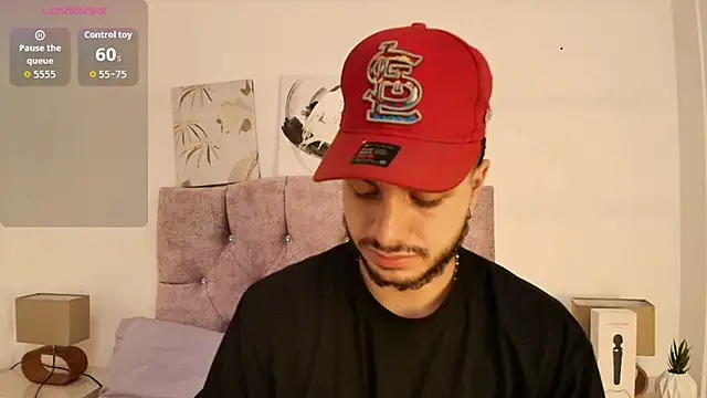 Snapshot of Amadeo_Wild chatting on 20, 12, 2025 Amadeo Wild online show from 20, 12, 2025