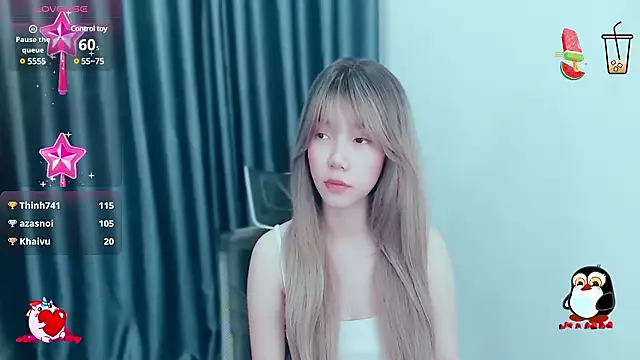 -Poison-Ivy- online show from 4, 12, 2024