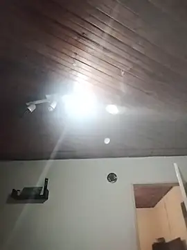 Snapshot of Leocesar37 chatting on 19, 11, 2025 Leocesar37 online show from 19, 11, 2025