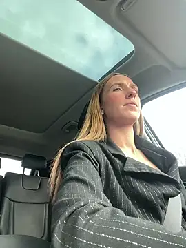 lola tentatiion online show from 27, 2, 2025