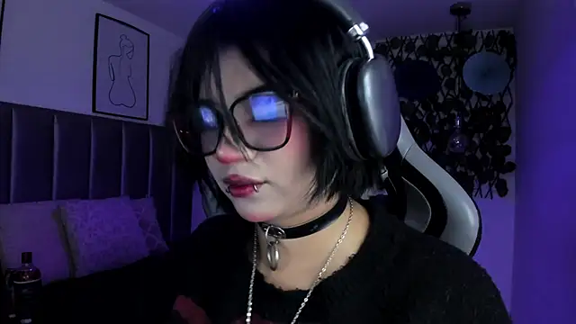 Snapshot of Kitty_Gang chatting on 2, 7, 2026 Kitty Gang online show from 2, 7, 2026