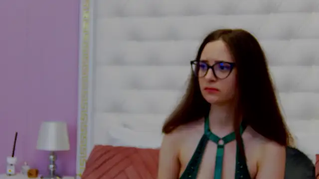 Snapshot of Lenna_Paul chatting on 17, 3, 2025 Lenna Paul online show from 17, 3, 2025