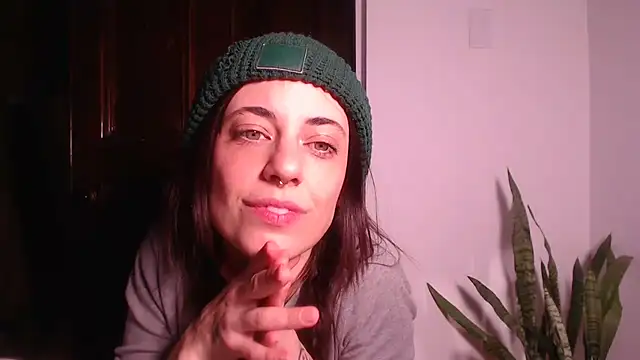 Snapshot of MaeDaybaby chatting on 9, 1, 2025 MaeDaybaby online show from 9, 1, 2025