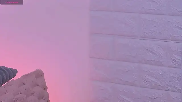 Ariel  Blossom online show from 17, 10, 2025