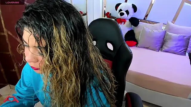 Snapshot of laris_park chatting on 31, 12, 2024 laris park online show from 31, 12, 2024