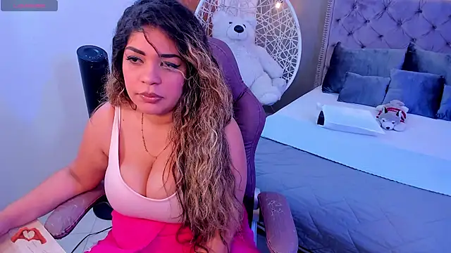 Snapshot of laris_park chatting on 22, 1, 2025 laris park online show from 22, 1, 2025