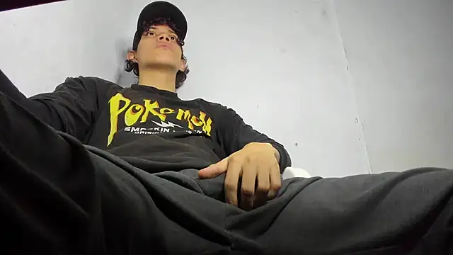 Snapshot of lax777_ chatting on 27, 10, 2025 lax777 online show from 27, 10, 2025