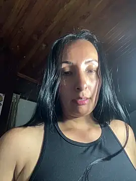 yaralyminjo2 online show from 4, 2, 2025