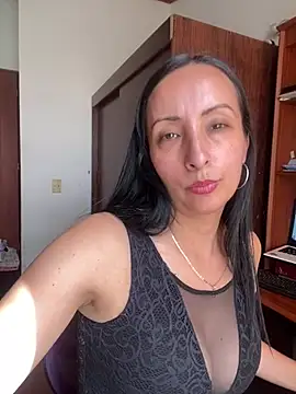 yaralyminjo2 online show from 7, 2, 2025