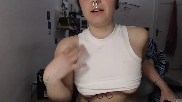 kinkyspirali online show from 13, 3, 2025