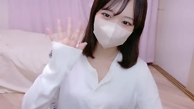 Snapshot of HANApipi chatting on 2, 10, 2025 HANApipi online show from 2, 10, 2025