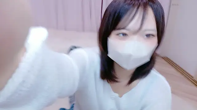 Snapshot of HANApipi chatting on 20, 10, 2025 HANApipi online show from 20, 10, 2025