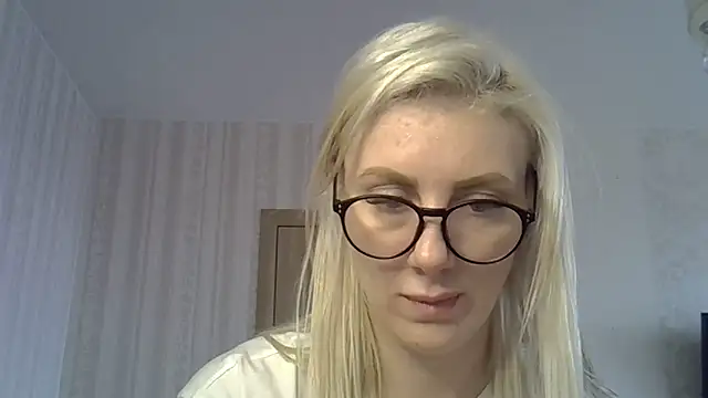 Pabonya91 online show from 5, 3, 2025