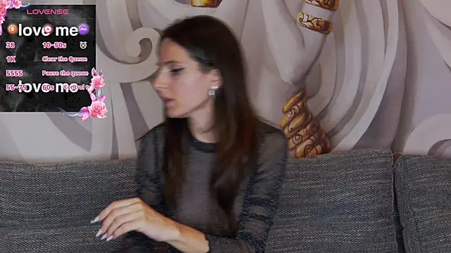 hailey peach online show from 19, 10, 2025