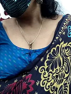 Snapshot of mallu-sumi chatting on 18, 2, 2025 mallu-sumi online show from 18, 2, 2025