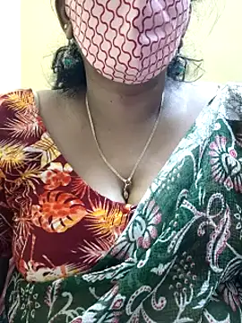 Snapshot of mallu-sumi chatting on 21, 2, 2025 mallu-sumi online show from 21, 2, 2025