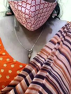 Snapshot of mallu-sumi chatting on 28, 2, 2025 mallu-sumi online show from 28, 2, 2025