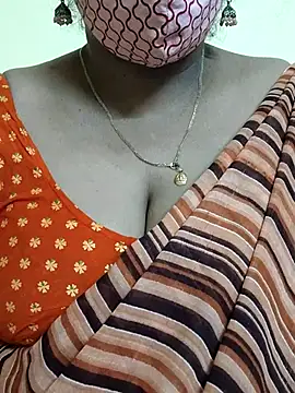 Snapshot of mallu-sumi chatting on 28, 2, 2025 mallu-sumi online show from 28, 2, 2025