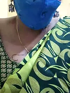 Snapshot of mallu-sumi chatting on 1, 3, 2025 mallu-sumi online show from 1, 3, 2025