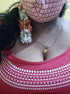 Snapshot of mallu-sumi chatting on 2, 3, 2025 mallu-sumi online show from 2, 3, 2025