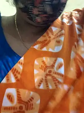 Snapshot of mallu-sumi chatting on 3, 3, 2025 mallu-sumi online show from 3, 3, 2025