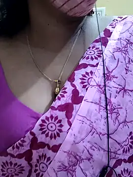 Snapshot of mallu-sumi chatting on 8, 3, 2025 mallu-sumi online show from 8, 3, 2025