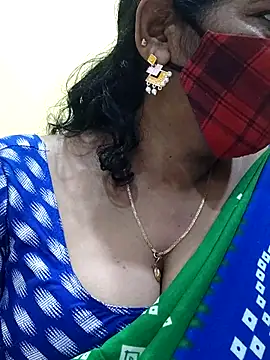 Snapshot of mallu-sumi chatting on 11, 3, 2025 mallu-sumi online show from 11, 3, 2025