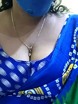 Snapshot of mallu-sumi chatting on 12, 3, 2025 mallu-sumi online show from 12, 3, 2025