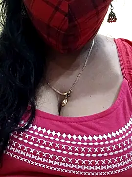 Snapshot of mallu-sumi chatting on 14, 3, 2025 mallu-sumi online show from 14, 3, 2025