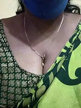 Snapshot of mallu-sumi chatting on 17, 3, 2025 mallu-sumi online show from 17, 3, 2025