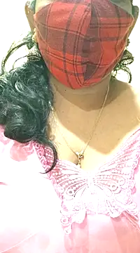 Snapshot of mallu-sumi chatting on 18, 3, 2025 mallu-sumi online show from 18, 3, 2025