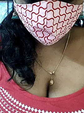 Snapshot of mallu-sumi chatting on 23, 3, 2025 mallu-sumi online show from 23, 3, 2025