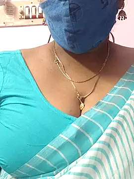 Snapshot of mallu-sumi chatting on 30, 9, 2025 mallu-sumi online show from 30, 9, 2025