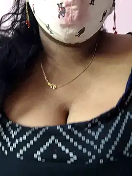 Snapshot of mallu-sumi chatting on 22, 11, 2025 mallu-sumi online show from 22, 11, 2025