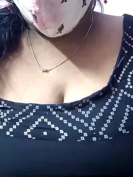 Snapshot of mallu-sumi chatting on 22, 11, 2025 mallu-sumi online show from 22, 11, 2025