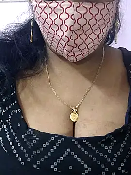 mallu-sumi online show from 5, 7, 2026