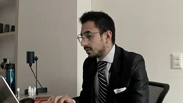 pablo-rincon95 online show from 14, 1, 2025