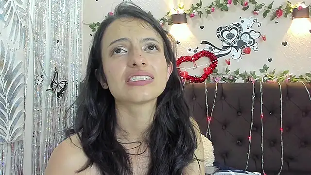 HottCandy21 online show from 20, 2, 2025