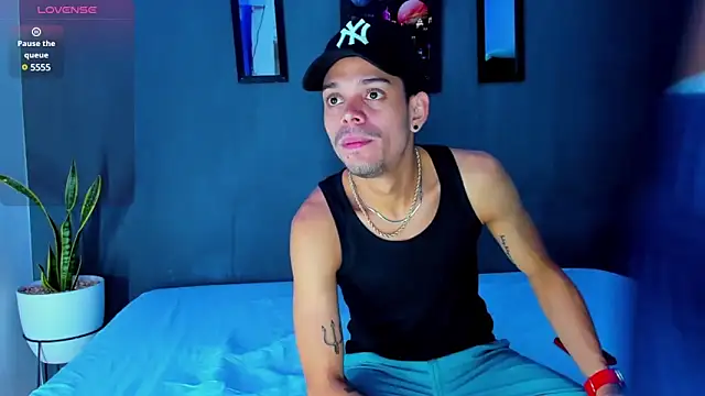 Friendsofeverything  online show from 4, 2, 2025