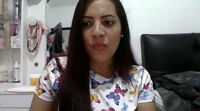 Snapshot of Anne_kis chatting on 4, 12, 2024 Anne kis online show from 4, 12, 2024