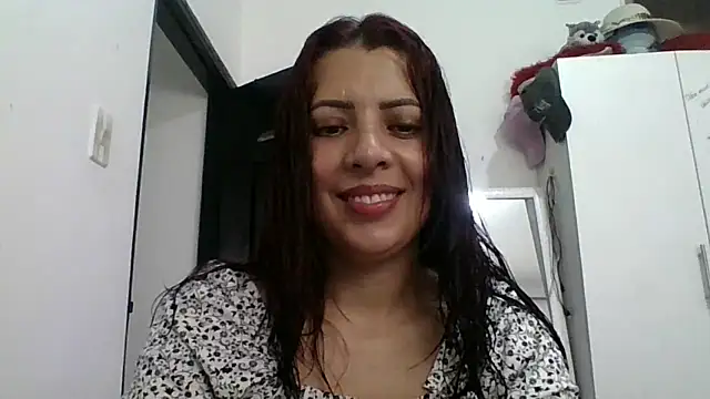 Snapshot of Anne_kis chatting on 3, 1, 2025 Anne kis online show from 3, 1, 2025