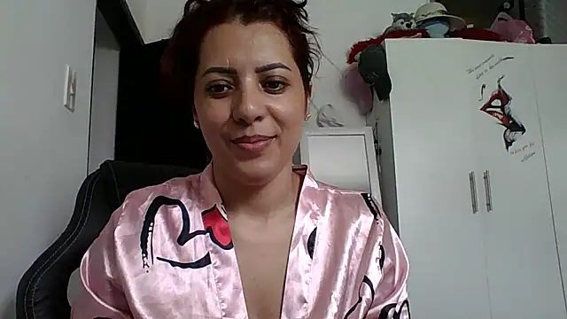 Snapshot of Anne_kis chatting on 1, 2, 2025 Anne kis online show from 1, 2, 2025